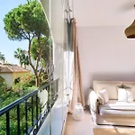 Elviria -