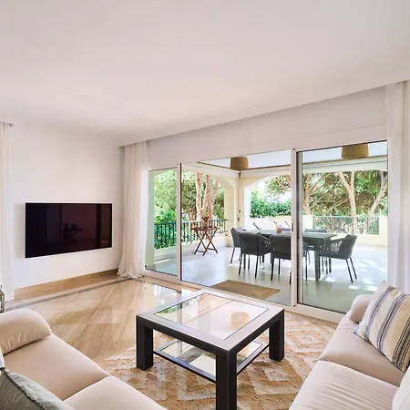 Апартаменты Elviria - *