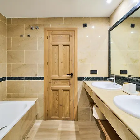 Elviria -