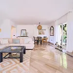 Apartmán Elviria - *